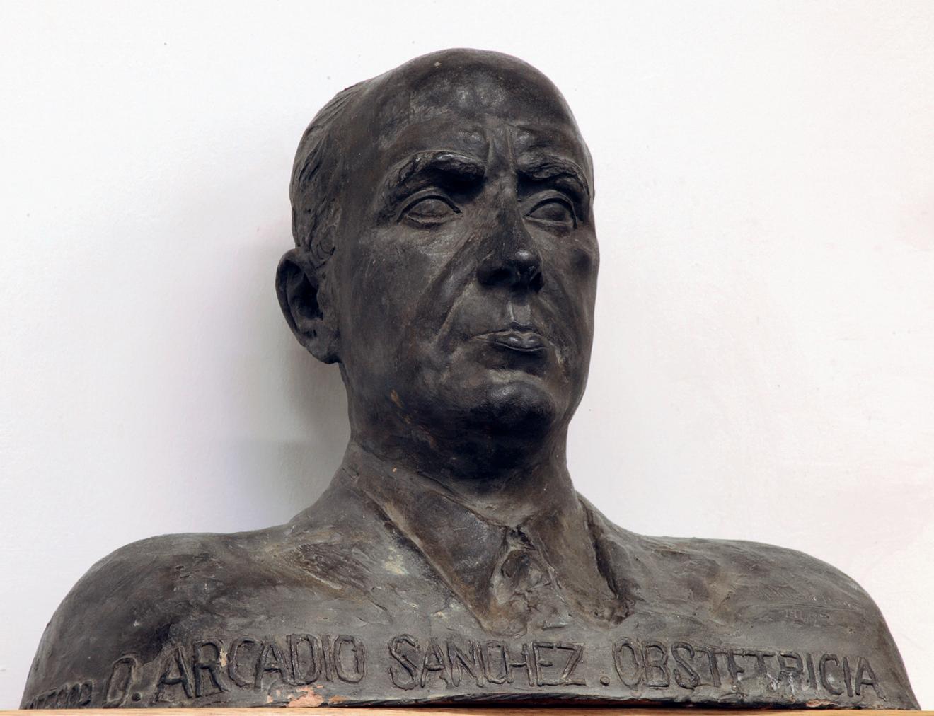 Busto de Arcadio Sánchez