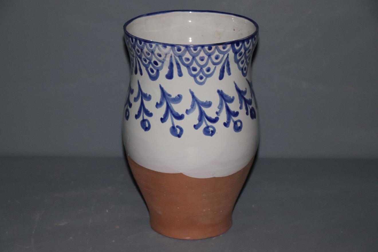 Jarrón de cerámica granadina 
