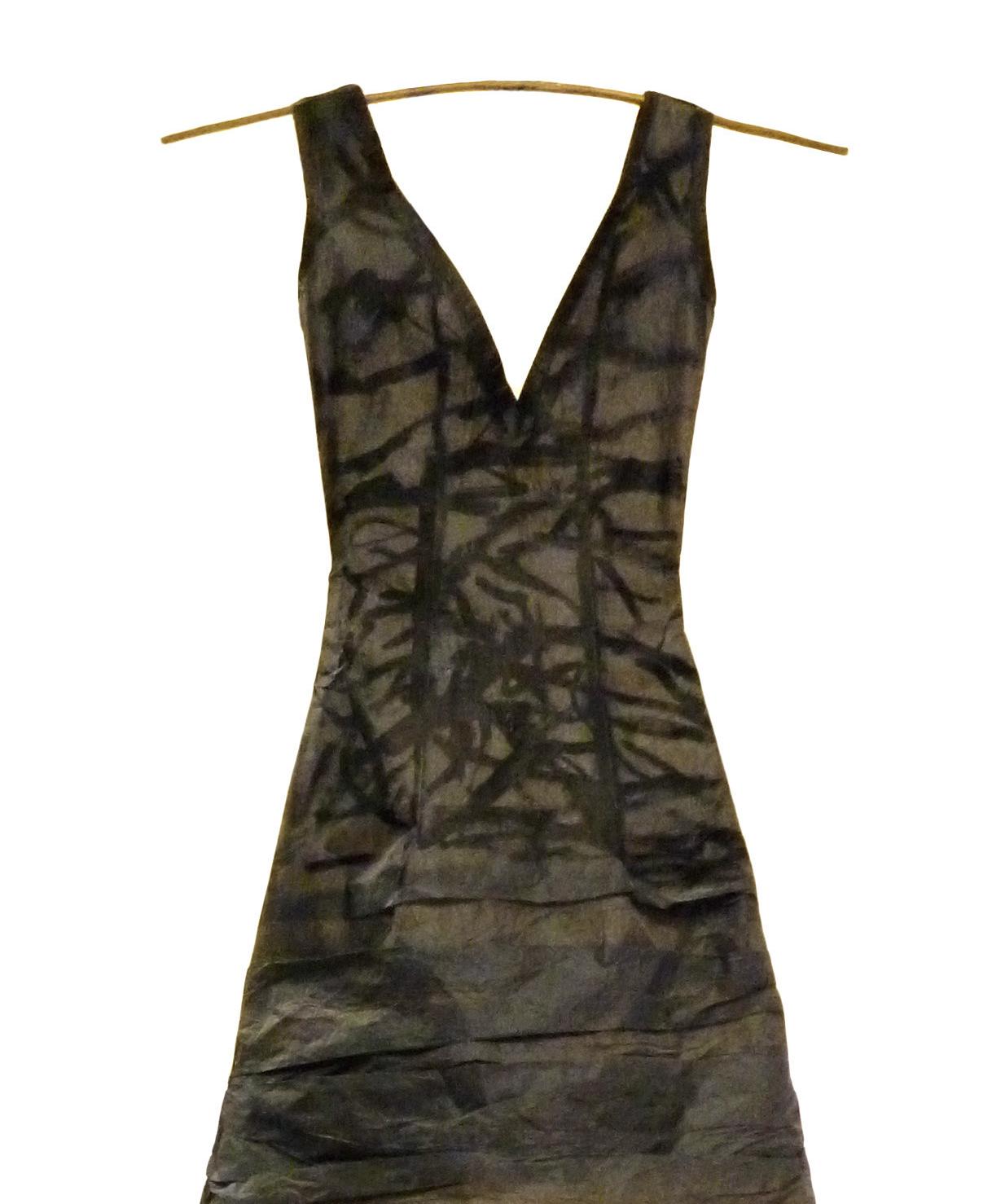 Vestido 1. Serie Esculturas habitables