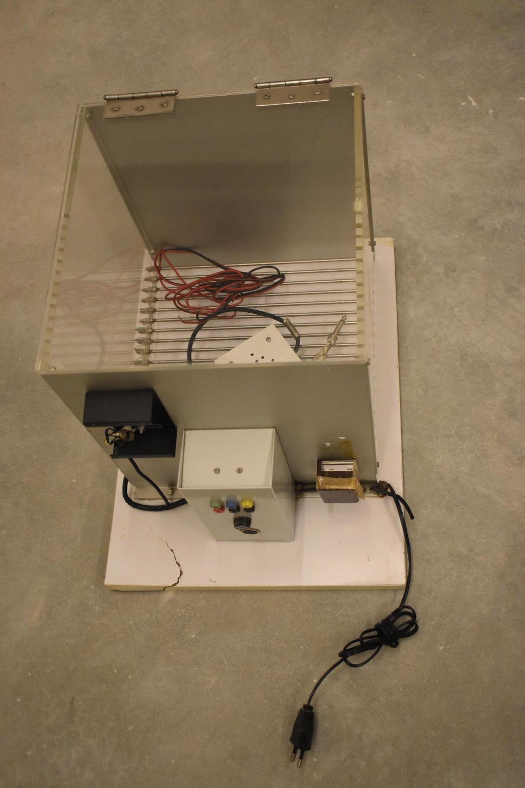 imagen de una camara de condicionamiento operante