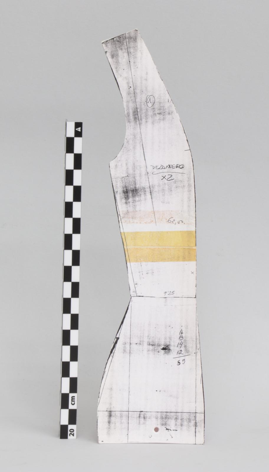 patrón delantero de un vestido