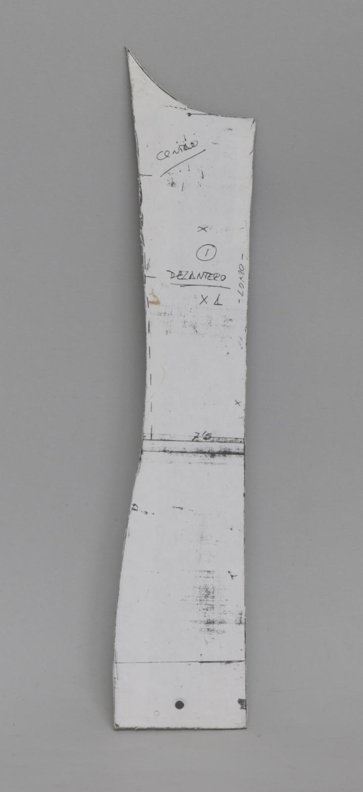 patrón delantero de un vestido